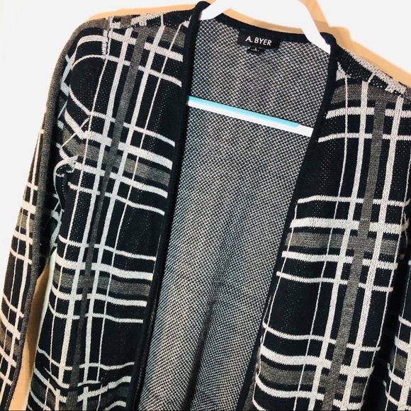 A. Byer Open Cardigan - Picture 4 of 7